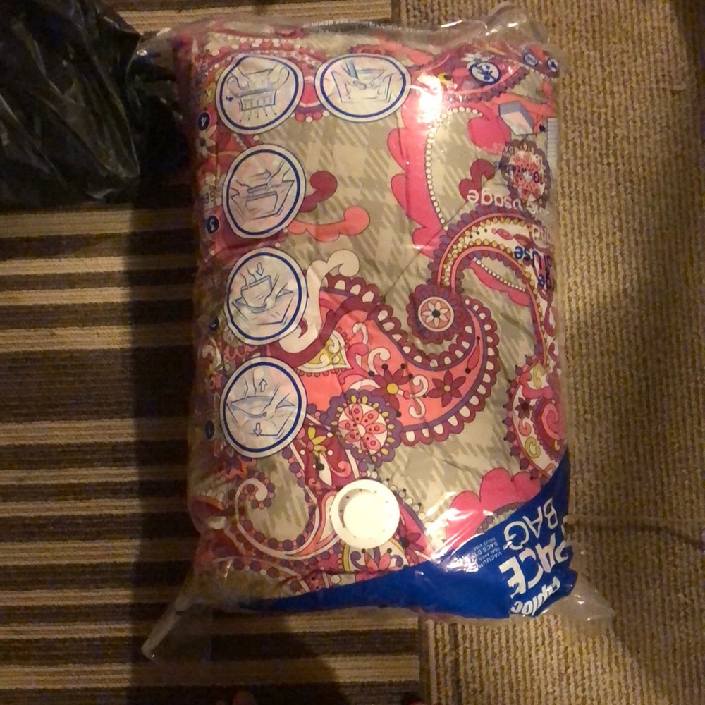 COPY - Vera Brady bedding